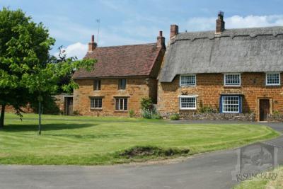 The Nook and Leedons Cottage [147]